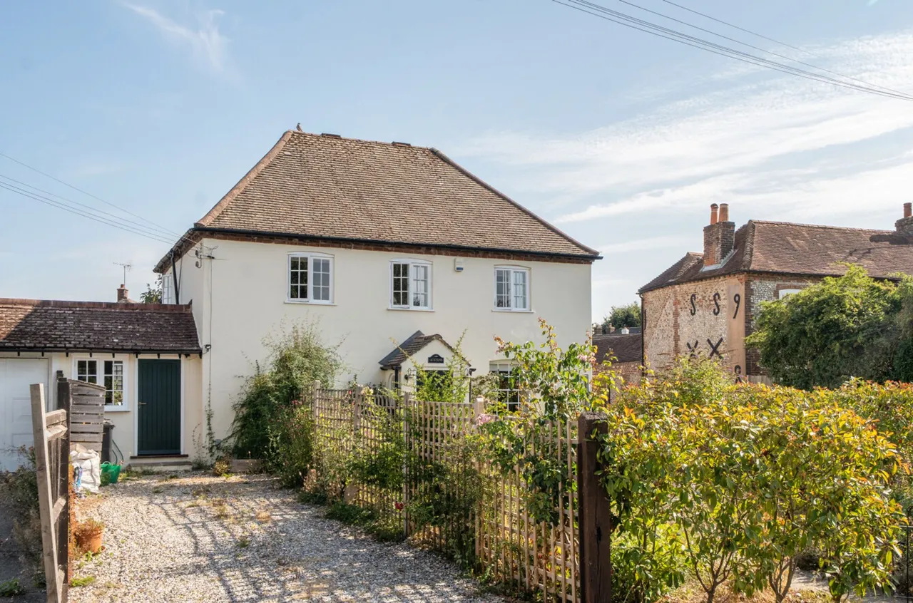 Chestnut Walk, Tangmere, PO20, photo 14