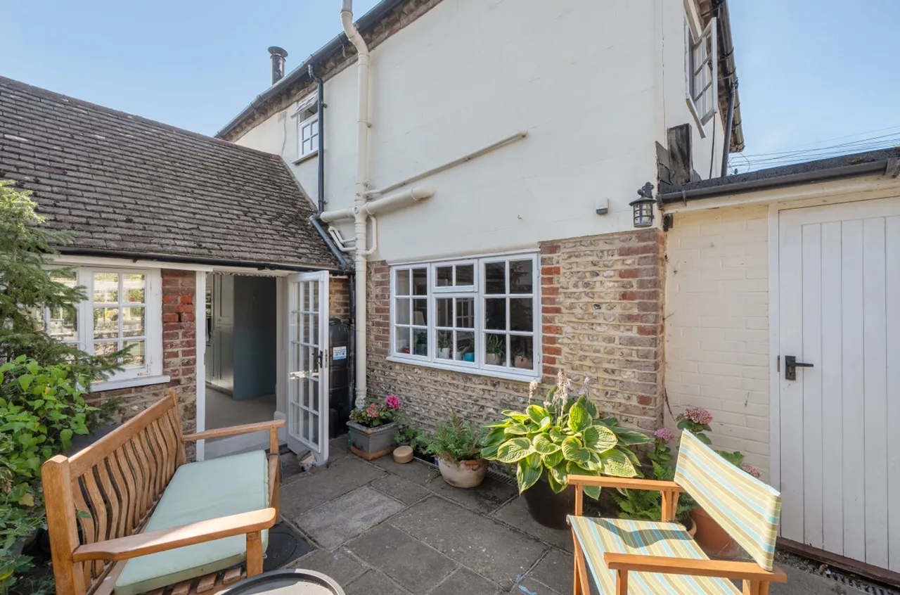 Chestnut Walk, Tangmere, PO20, photo 5