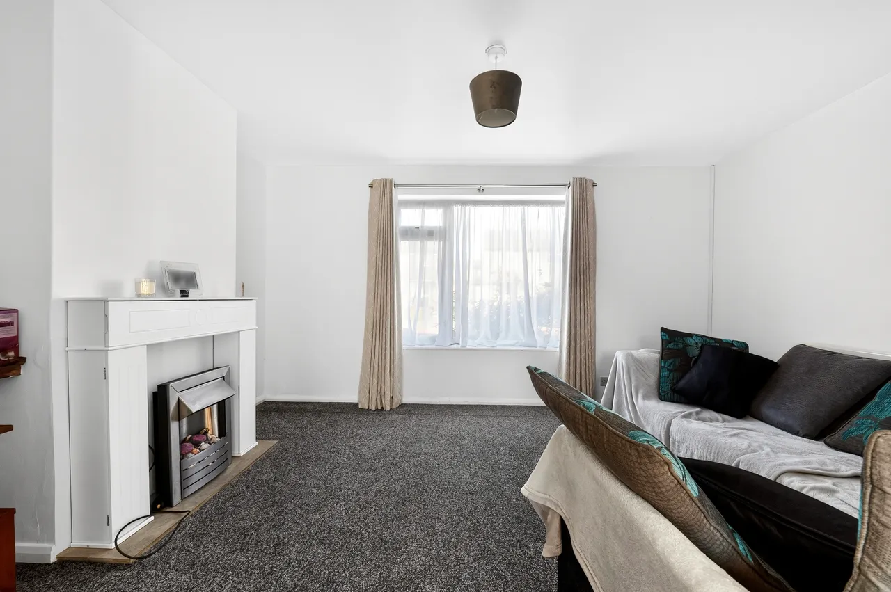 Montford Road, Sunbury-On-Thames, TW16, photo 10