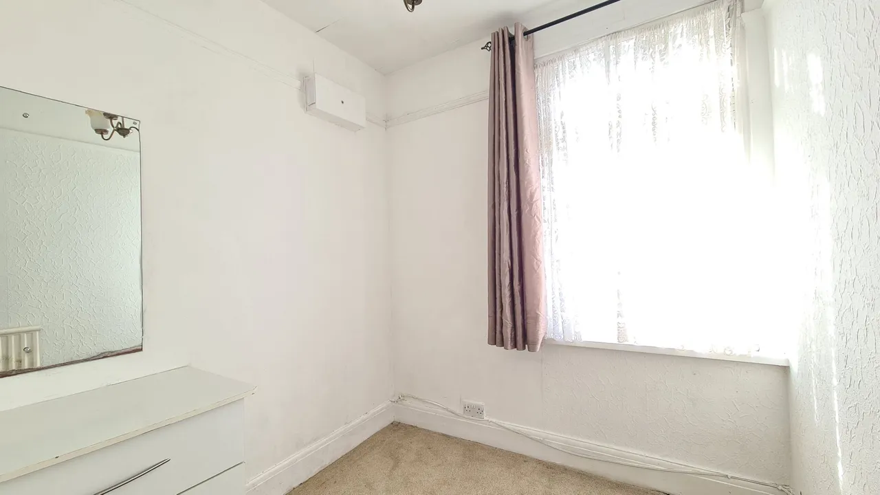 Heston Road, Hounslow, photo 5