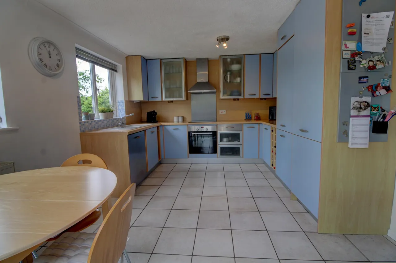 Lipscomb Close, Hermitage, RG18, photo 4