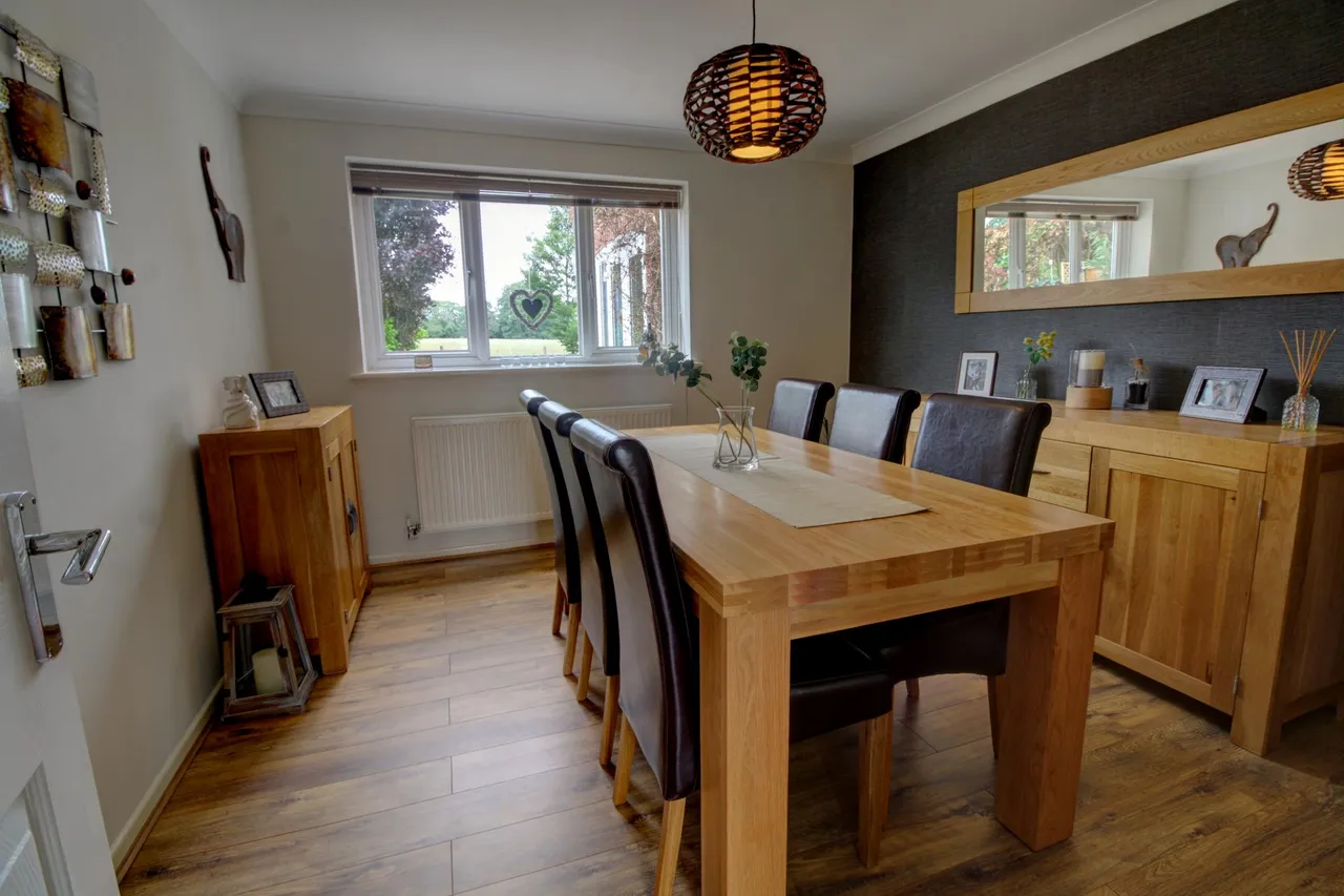Lipscomb Close, Hermitage, RG18, photo 3