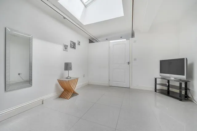 Alvista Avenue, Taplow, SL6, photo 14