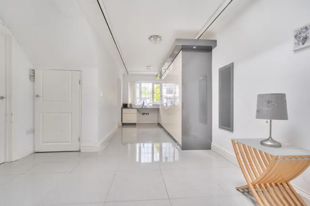 Alvista Avenue, Taplow, SL6, photo 12