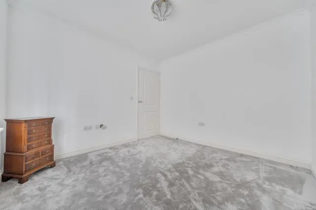 Alvista Avenue, Taplow, SL6, photo 8