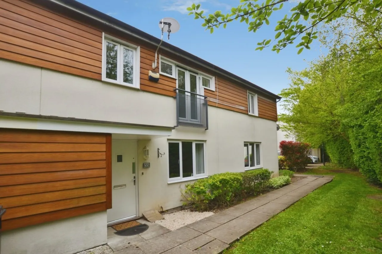 2 bed property for sale — Watkin Road, Freemans Meadow, Leicester
