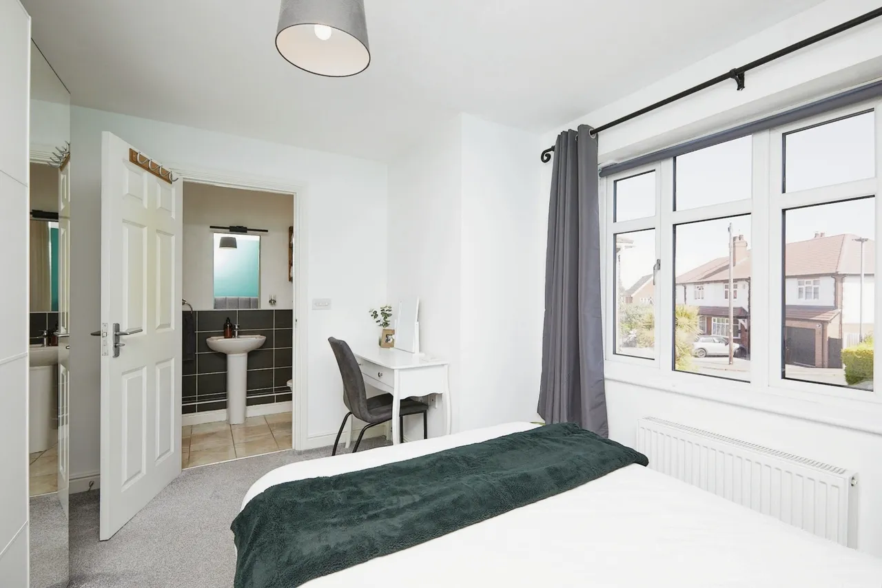 Chatsworth Crescent, Allestree, DE22, photo 11