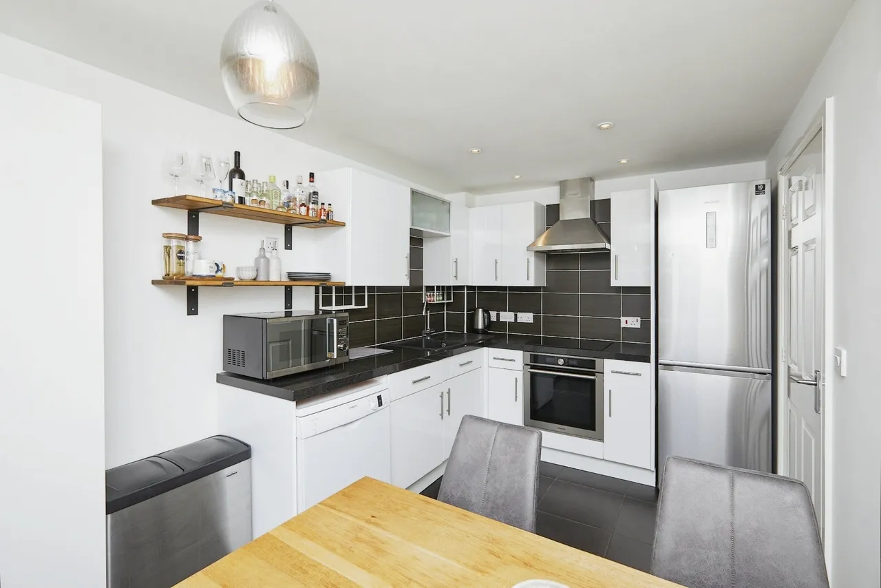 Chatsworth Crescent, Allestree, DE22, photo 6