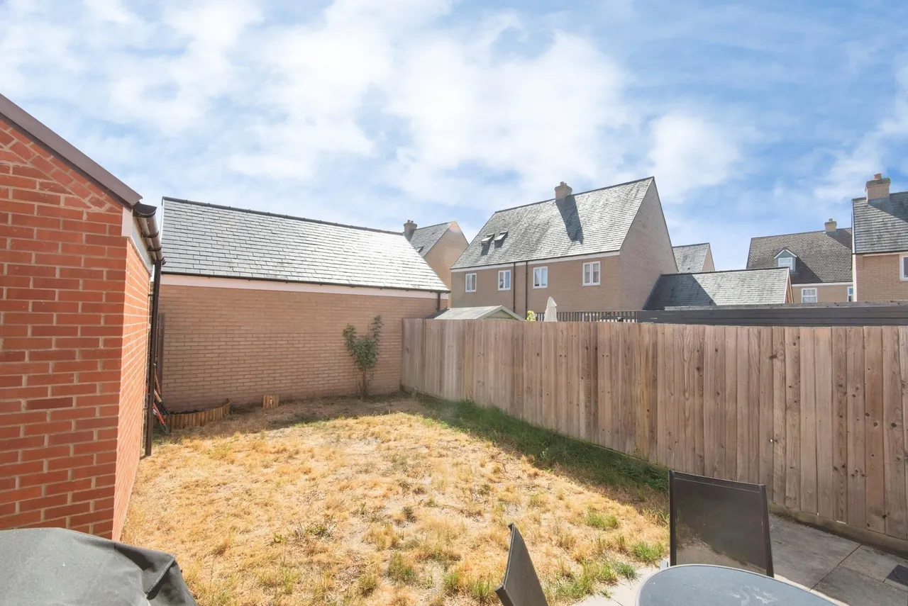Darwin Drive, Biggleswade, Bedfordshire, SG18, photo 18