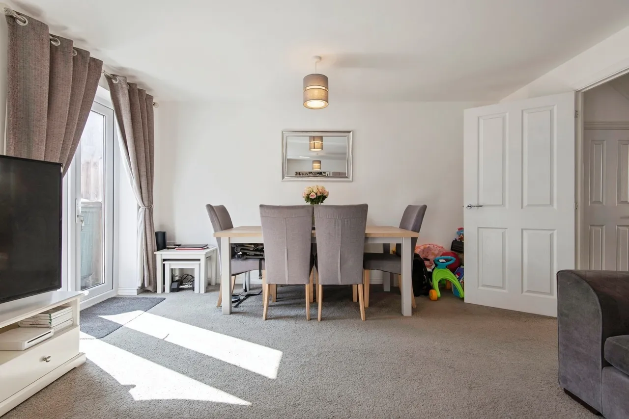 Darwin Drive, Biggleswade, Bedfordshire, SG18, photo 6