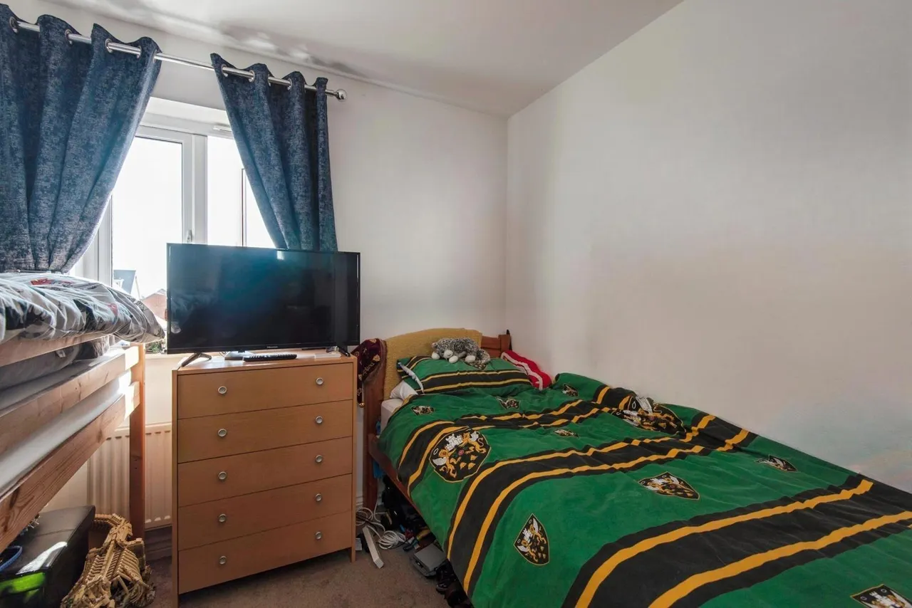 Darwin Drive, Biggleswade, Bedfordshire, SG18, photo 15