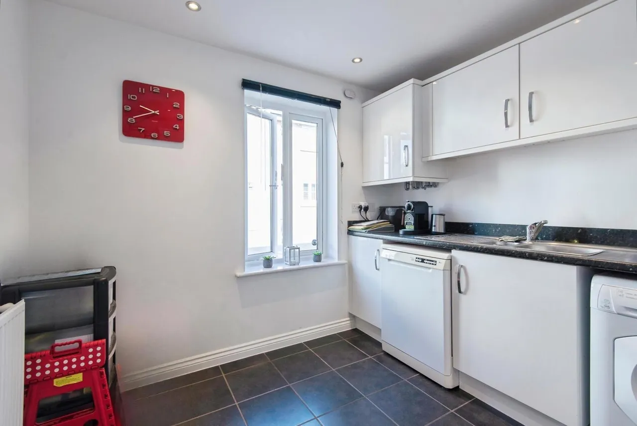 Darwin Drive, Biggleswade, Bedfordshire, SG18, photo 9