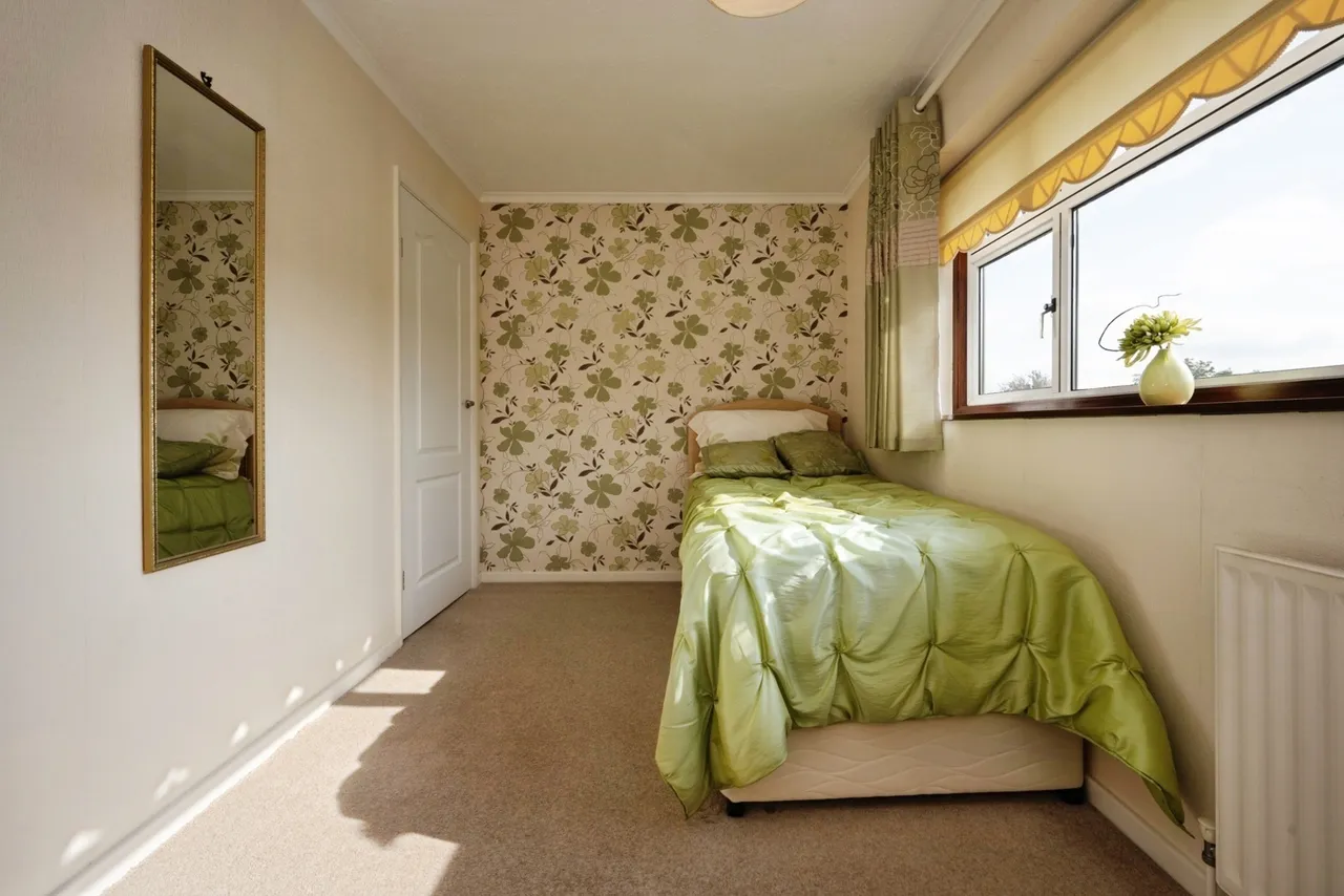 Bedford Road, Willington, MK44, photo 12