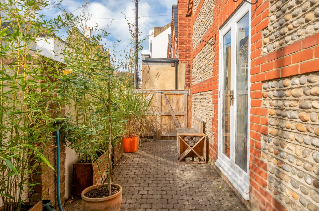 Portland Road, Worthing, BN11, photo 14
