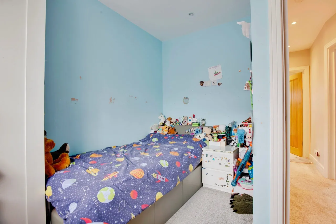 Melrose Close, Greenford, UB6, photo 10