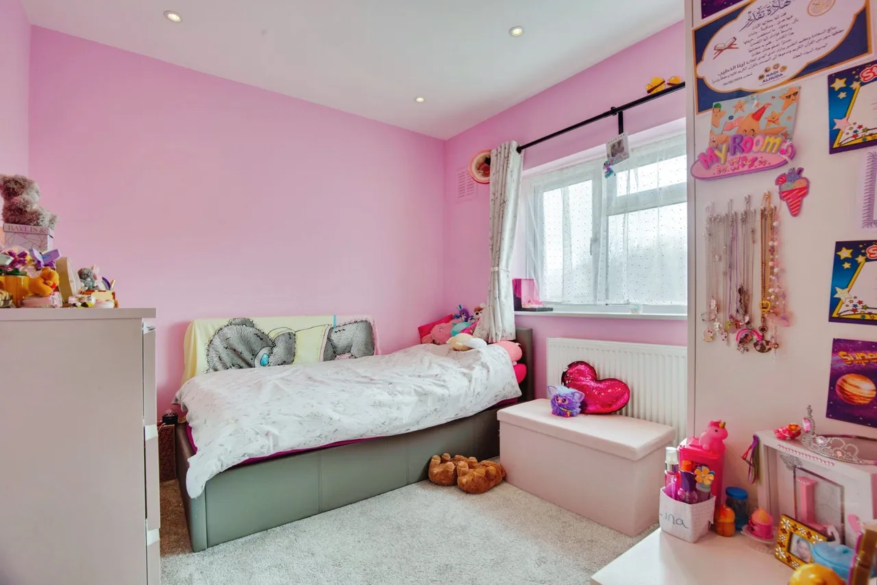 Melrose Close, Greenford, UB6, photo 9