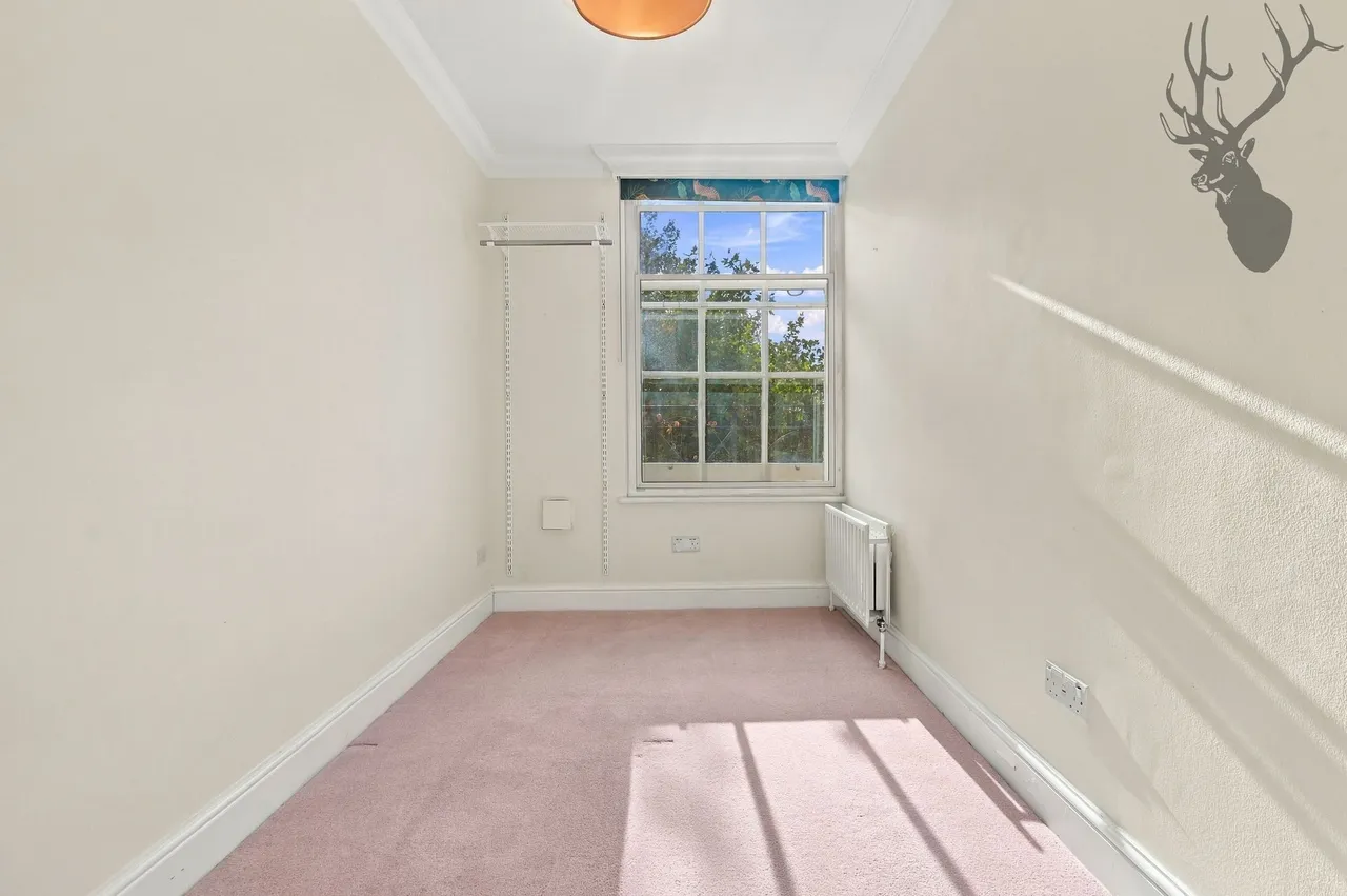 Bow Road, London, E3, photo 7