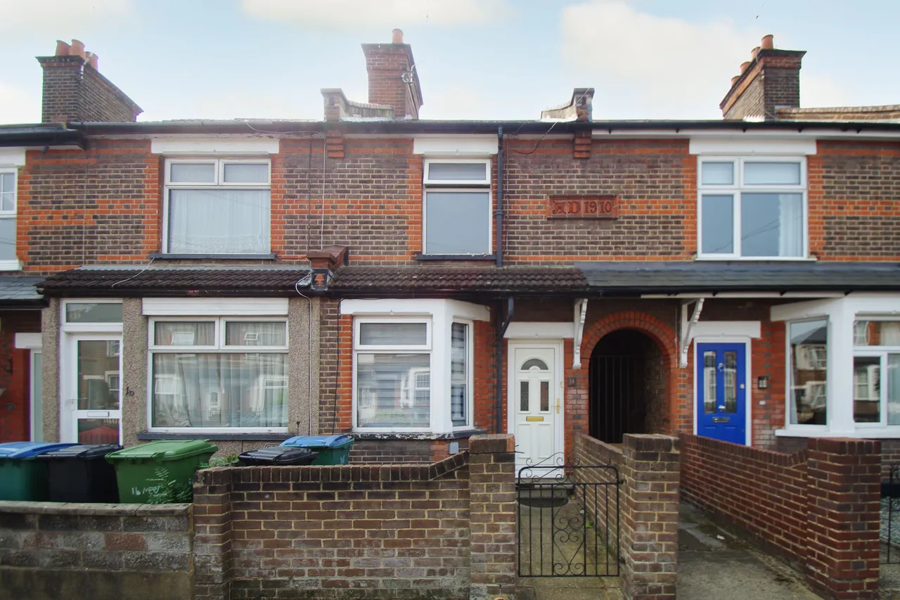 2 bed house to rent, Watford, WD24