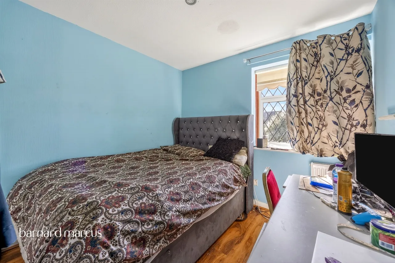 Hoylake Gardens, Mitcham, photo 12