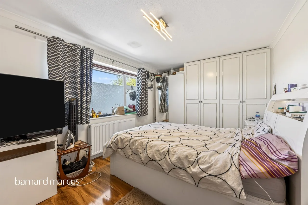Hoylake Gardens, Mitcham, photo 10