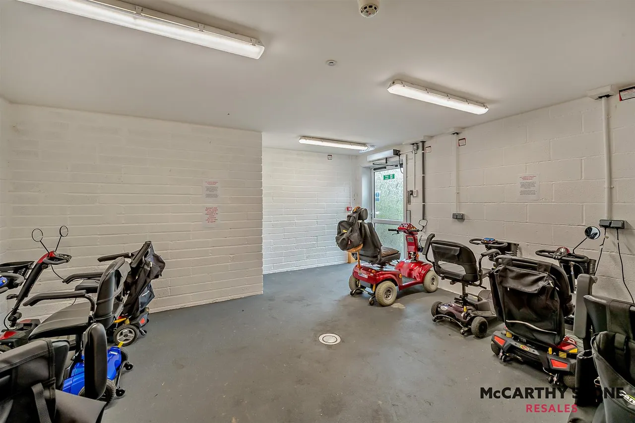 Raleigh Mead, South Molton, EX36, photo 17