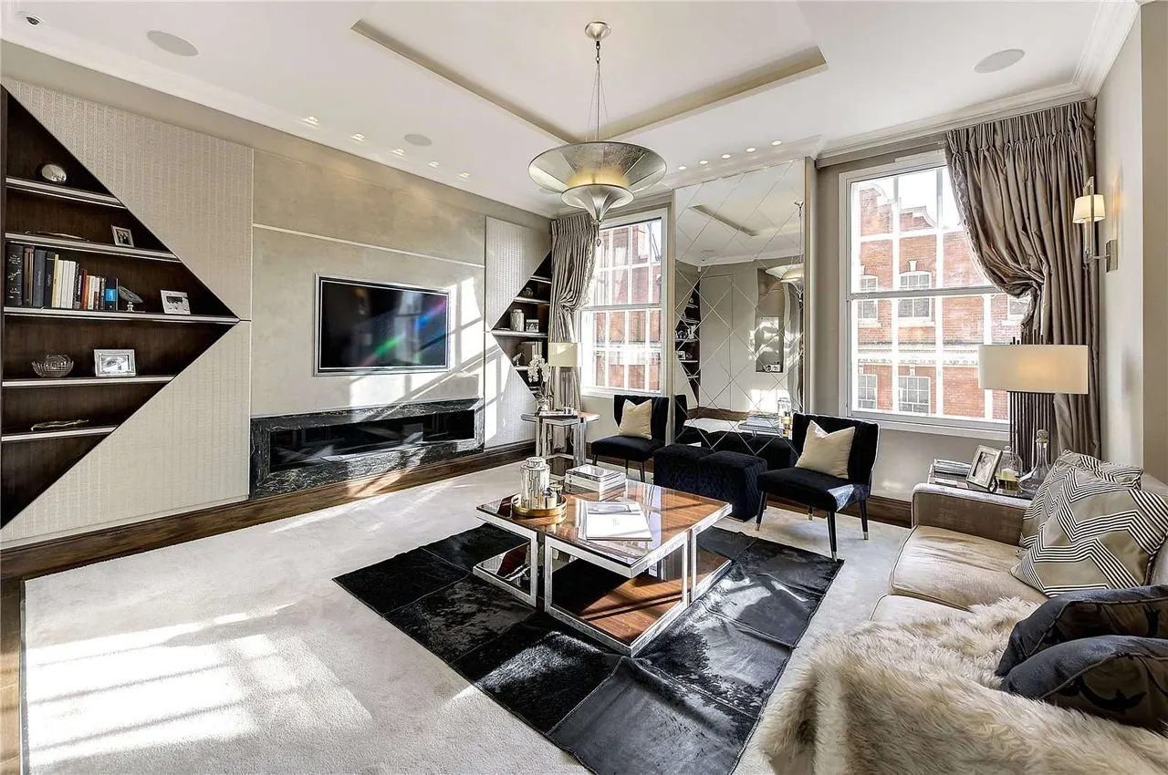 Park Street, London, W1K 7JB, photo 3
