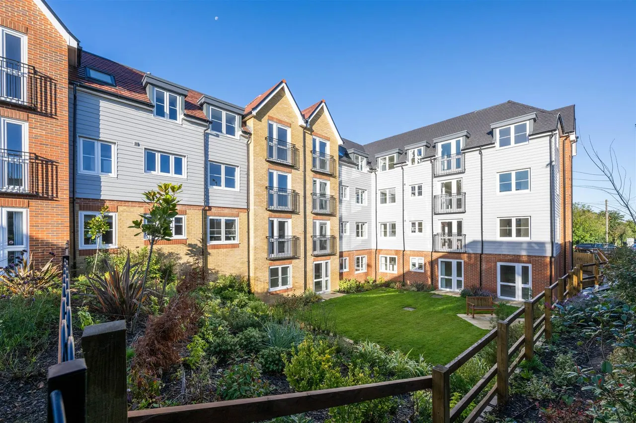 Nash Road, Westwood Cross, CT9, photo 10