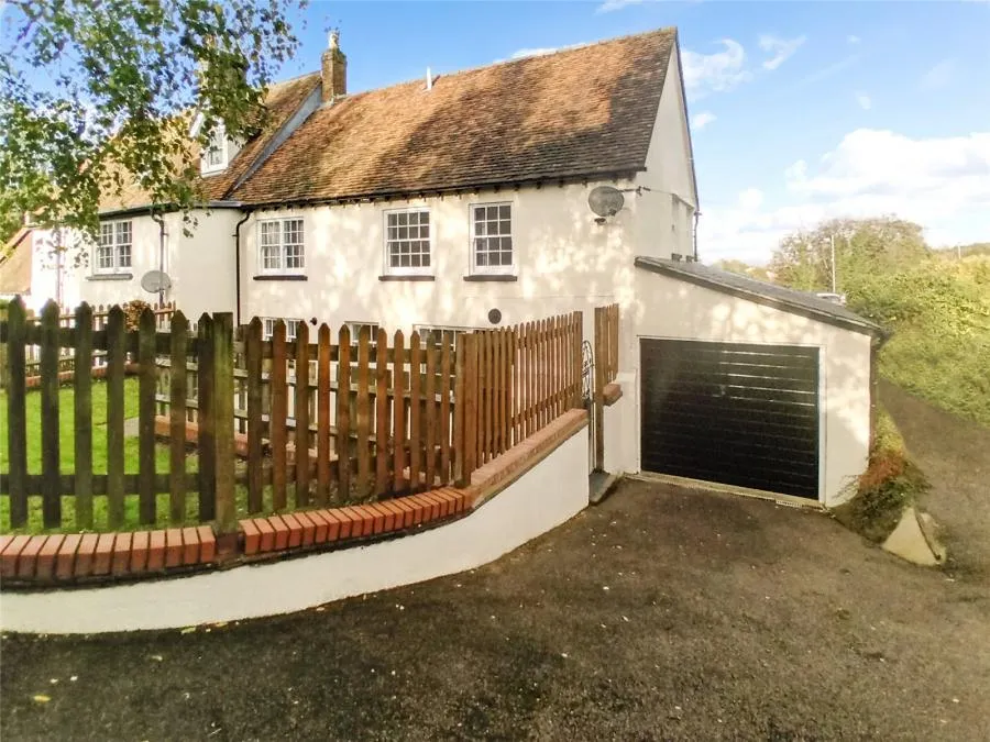 London Road, Dunstable, LU6, photo 2