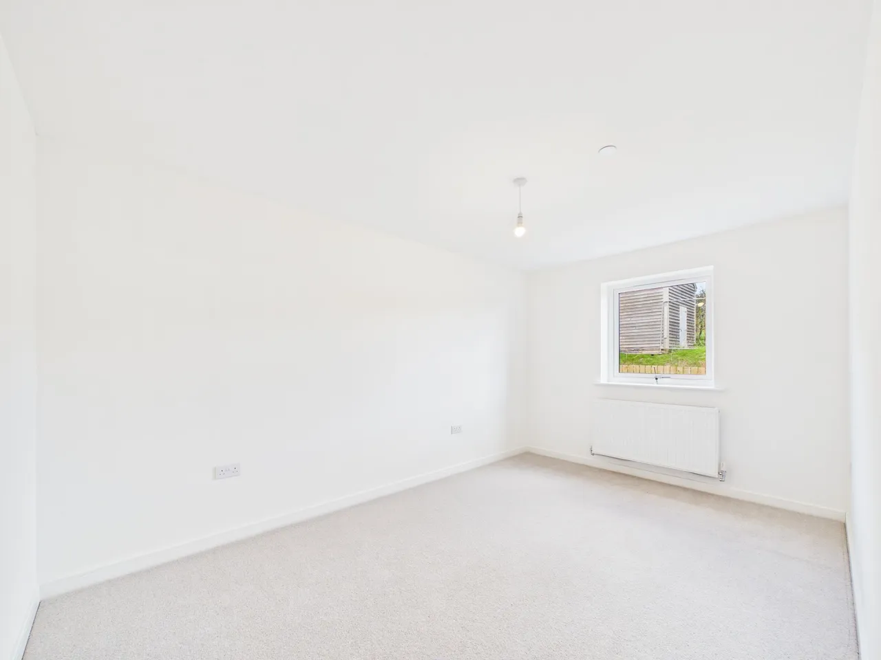Drakestone Court, Cross Ash, NP7, photo 12