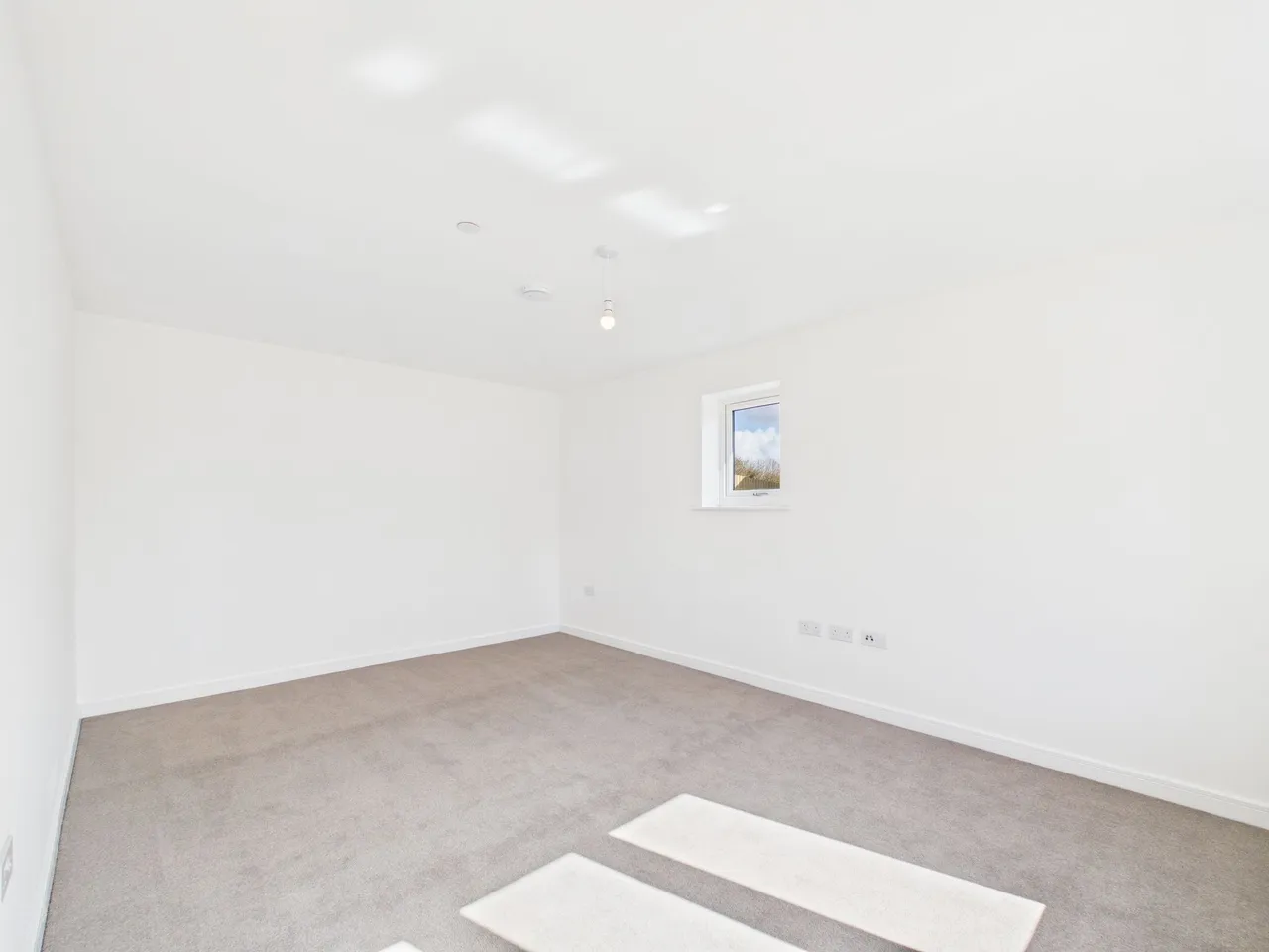 Drakestone Court, Cross Ash, NP7, photo 16