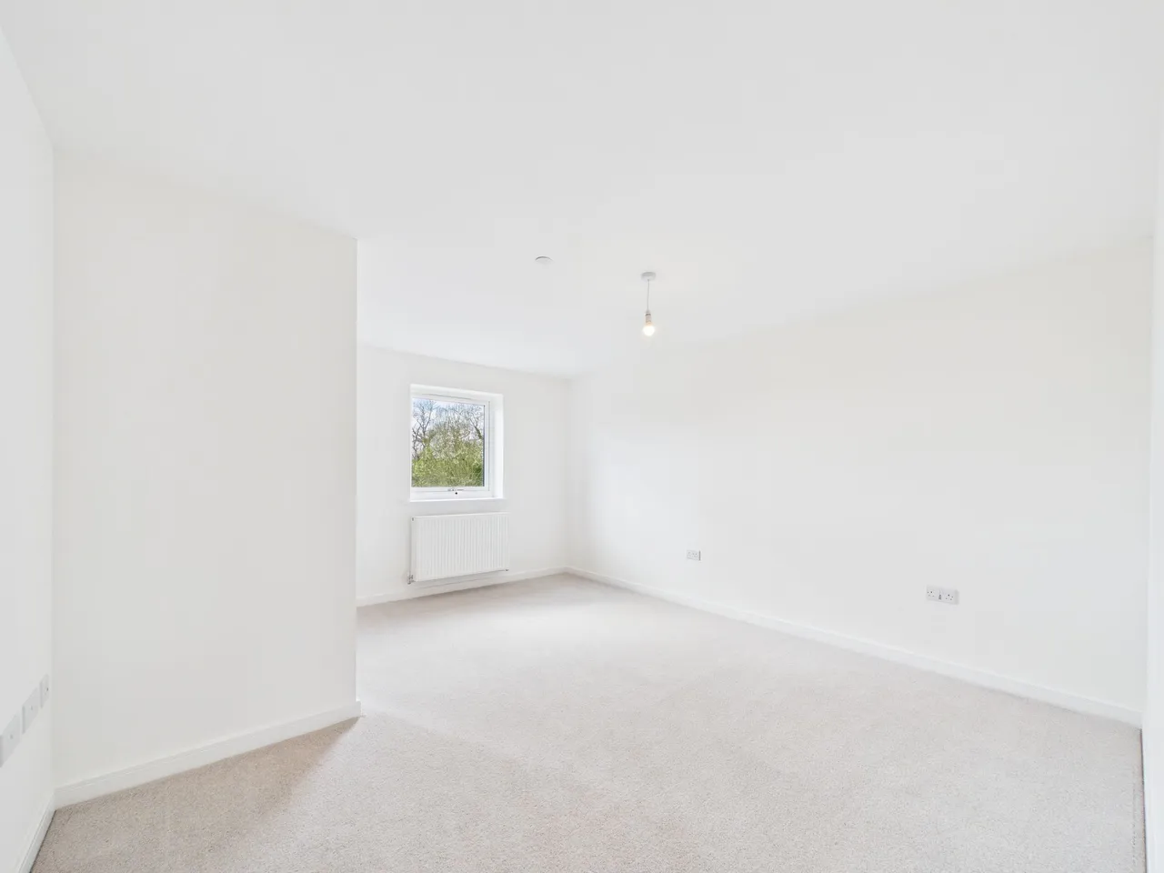 Drakestone Court, Cross Ash, NP7, photo 11