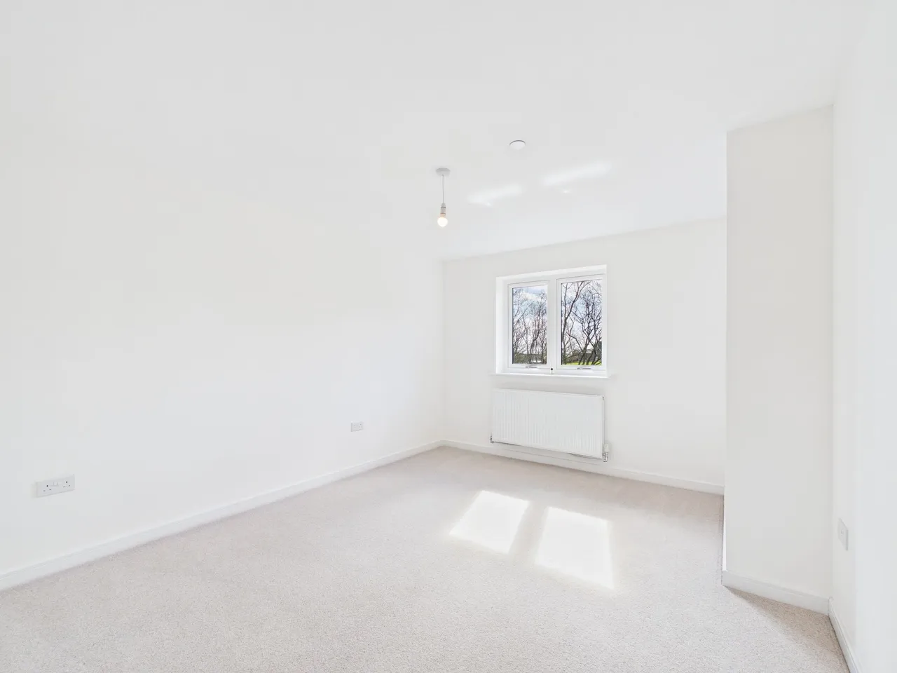 Drakestone Court, Cross Ash, NP7, photo 15