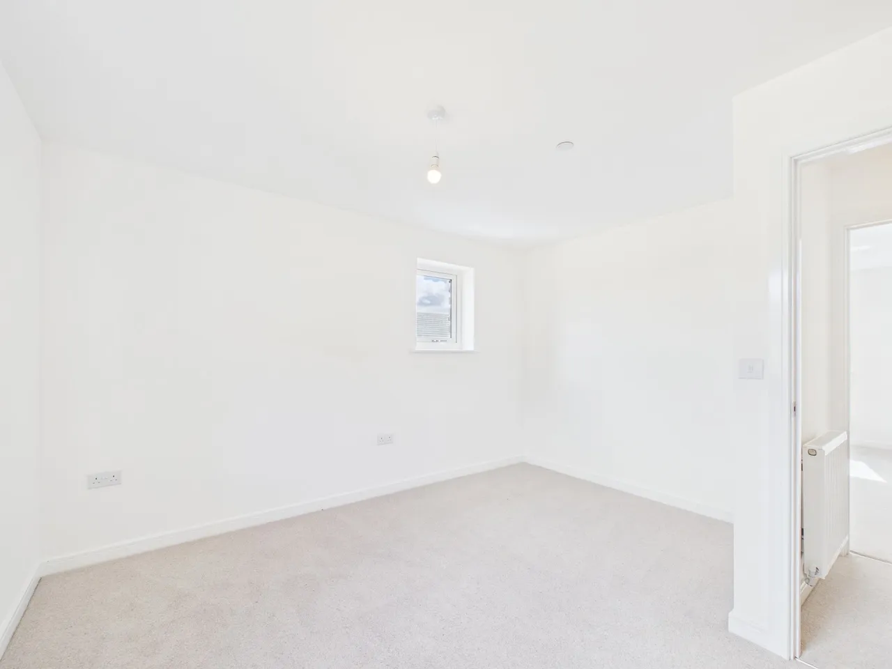 Drakestone Court, Cross Ash, NP7, photo 13