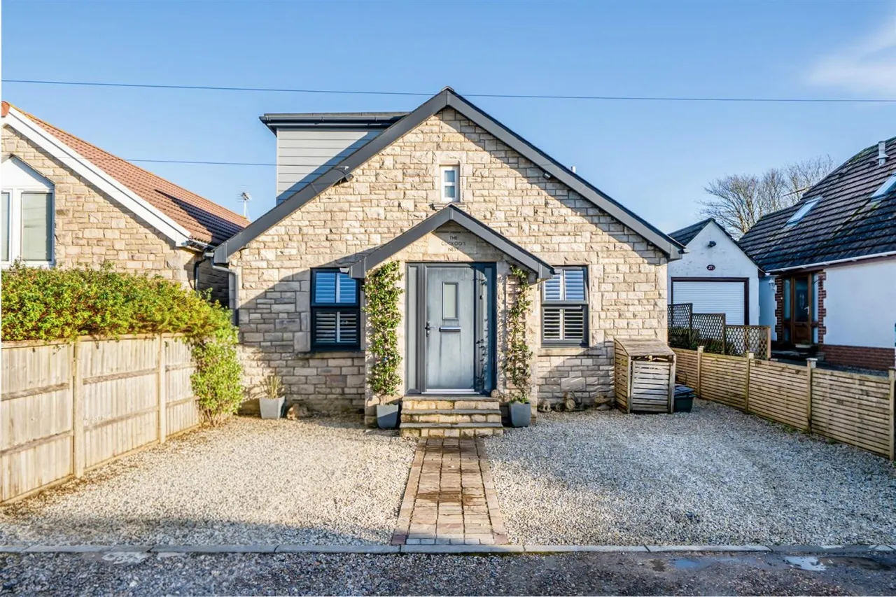 1 bed house for sale, Hill View Road, Swanage, BH19