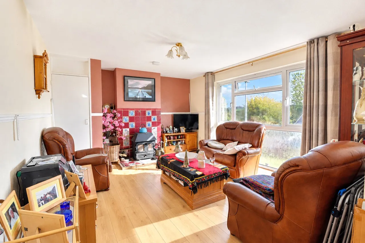 Barfield Close, Dolton, EX19, photo 4
