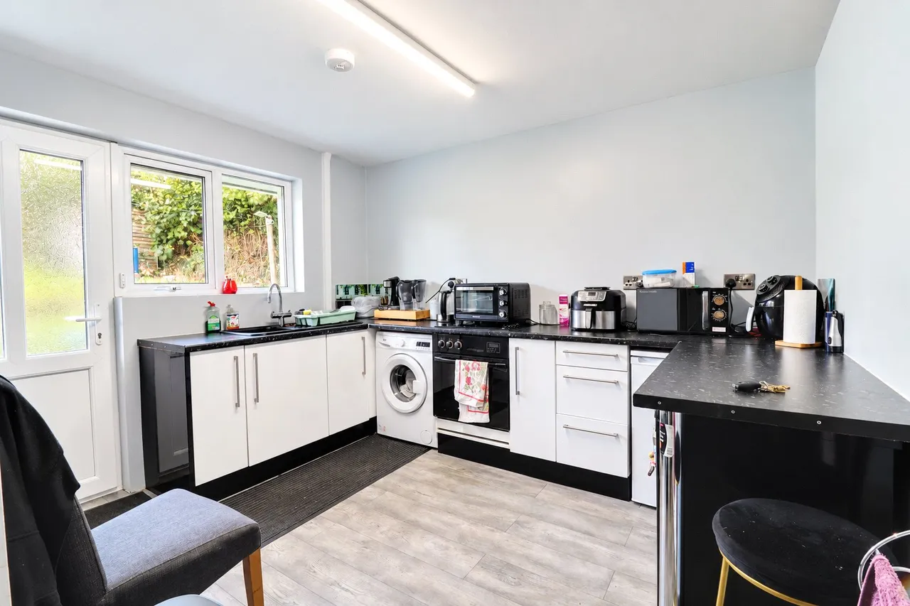 Barfield Close, Dolton, EX19, photo 3