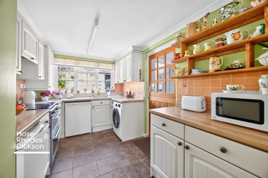 Lea Road, Sandown, PO36, photo 6