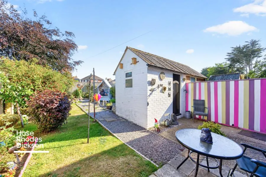 Lea Road, Sandown, PO36, photo 12