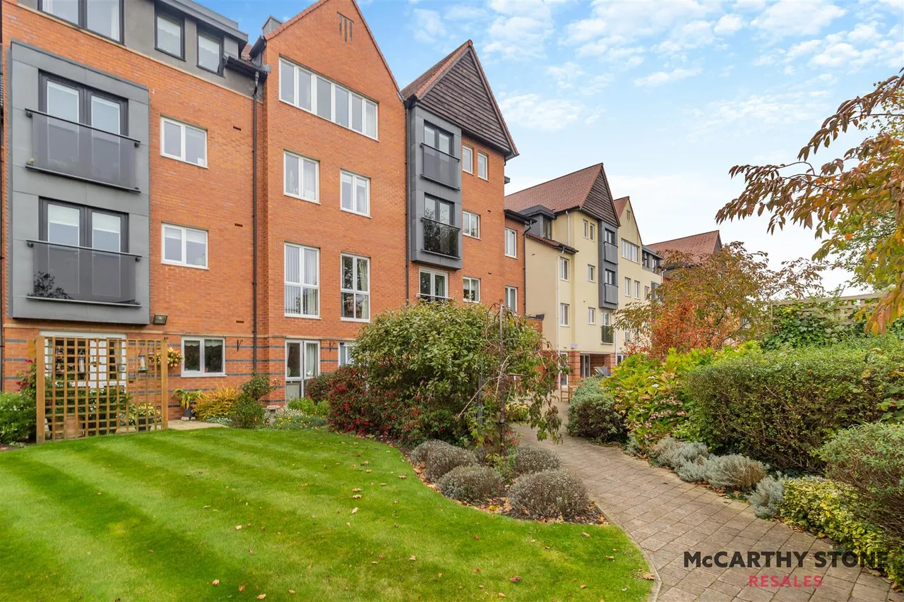1 bed flat for sale, Cambridge Road, Southport, PR9