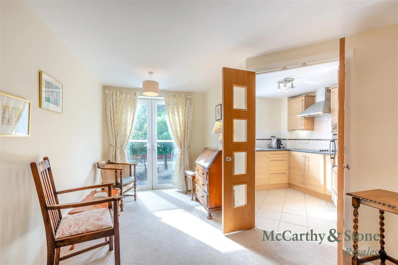 Cambridge Road, Southport, PR9, photo 2
