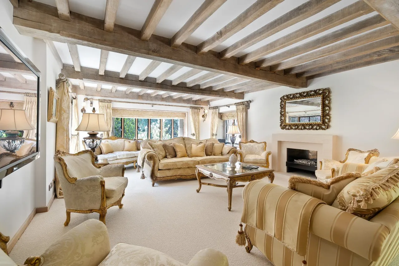 Westwood Road, Windlesham, Surrey, GU20 6LX, photo 4
