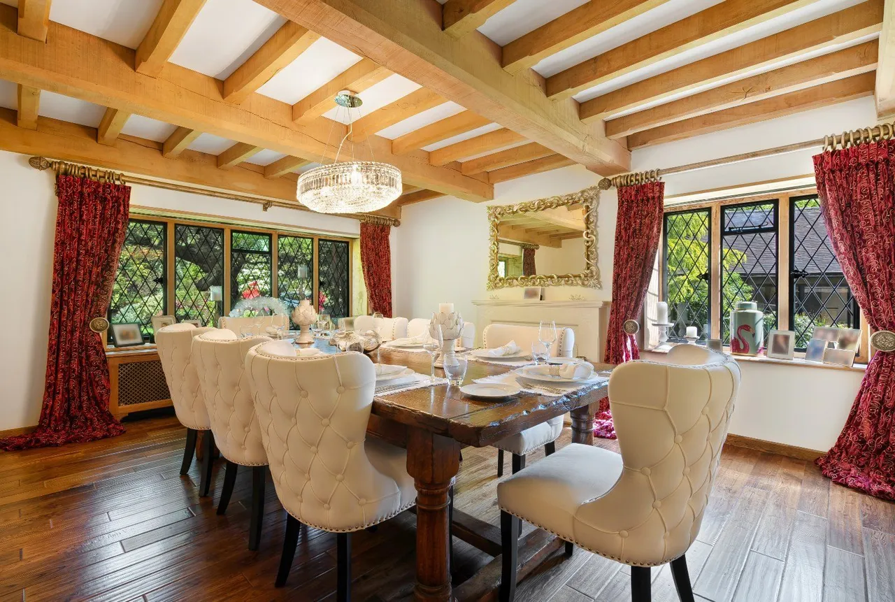 Westwood Road, Windlesham, Surrey, GU20 6LX, photo 7