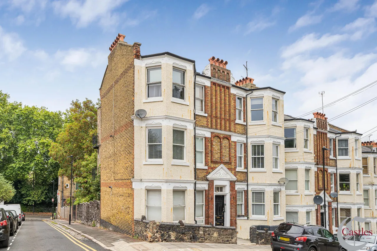 Birkbeck Road, N8, photo 13