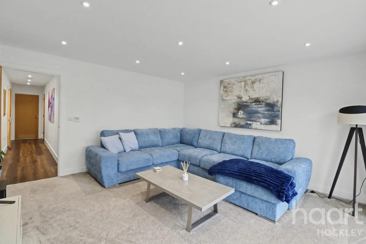 Meadowbrook, Rochford, SS4, photo 7