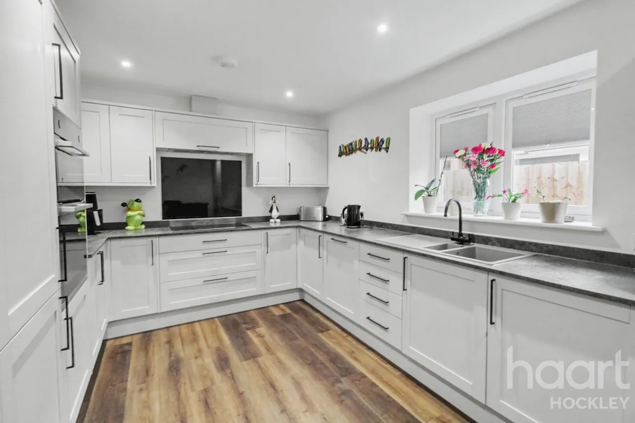 Meadowbrook, Rochford, SS4, photo 11
