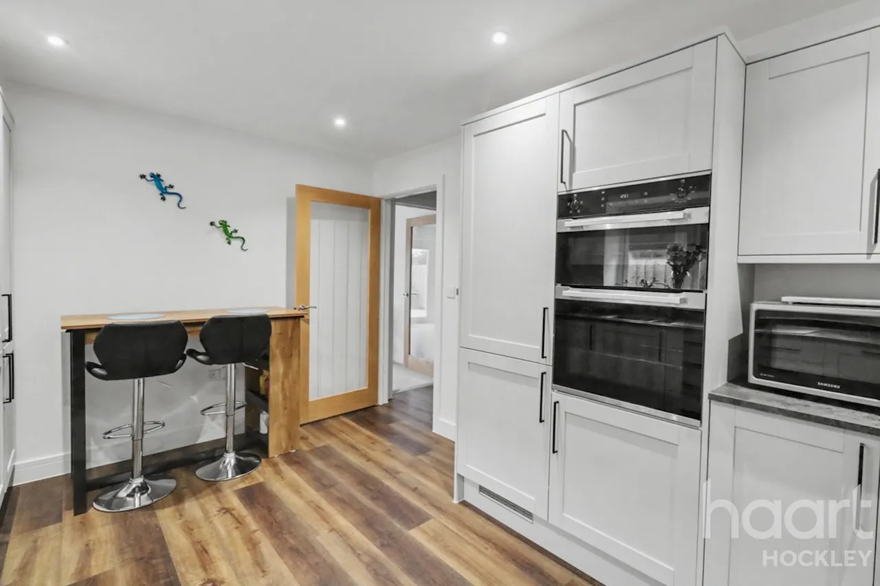 Meadowbrook, Rochford, SS4, photo 12