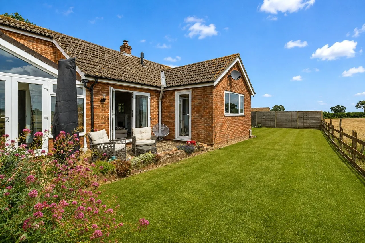 Shropham Road, Great Hockham, Norfolk, IP24, photo 22
