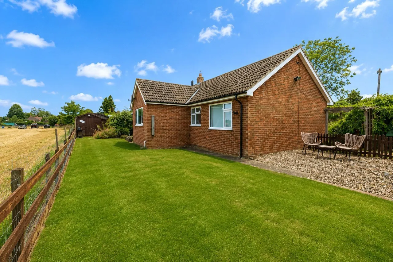 Shropham Road, Great Hockham, Norfolk, IP24, photo 6