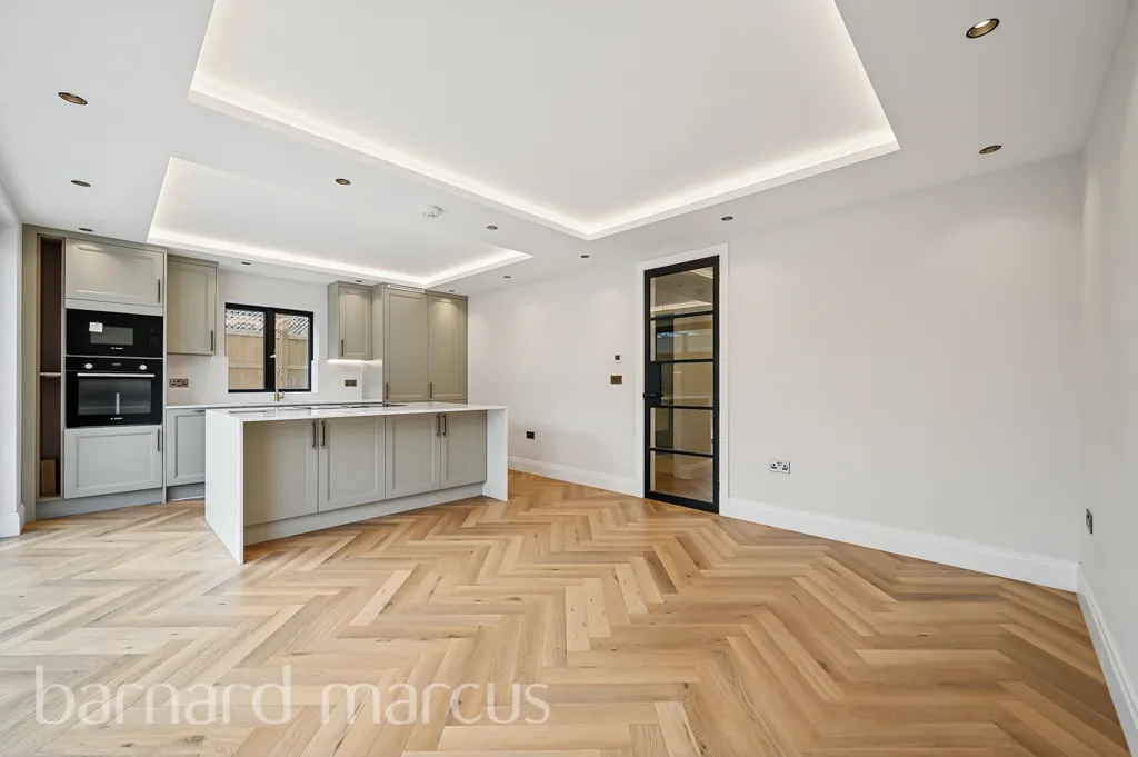 Hazlewood Avenue, Morden, SM4, photo 7