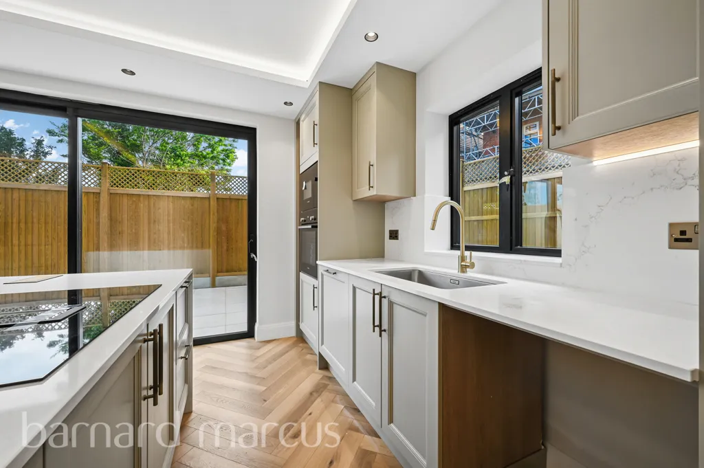 Hazlewood Avenue, Morden, SM4, photo 8